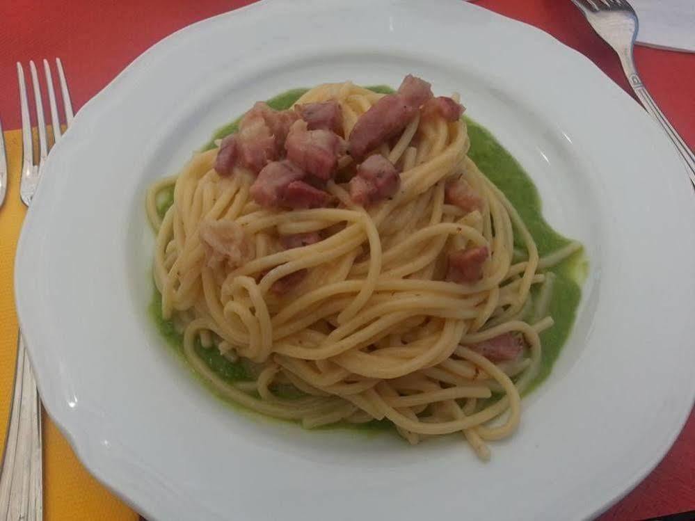 Agriturismo Il Casale Delle Ginestre Fiumicino Buitenkant foto