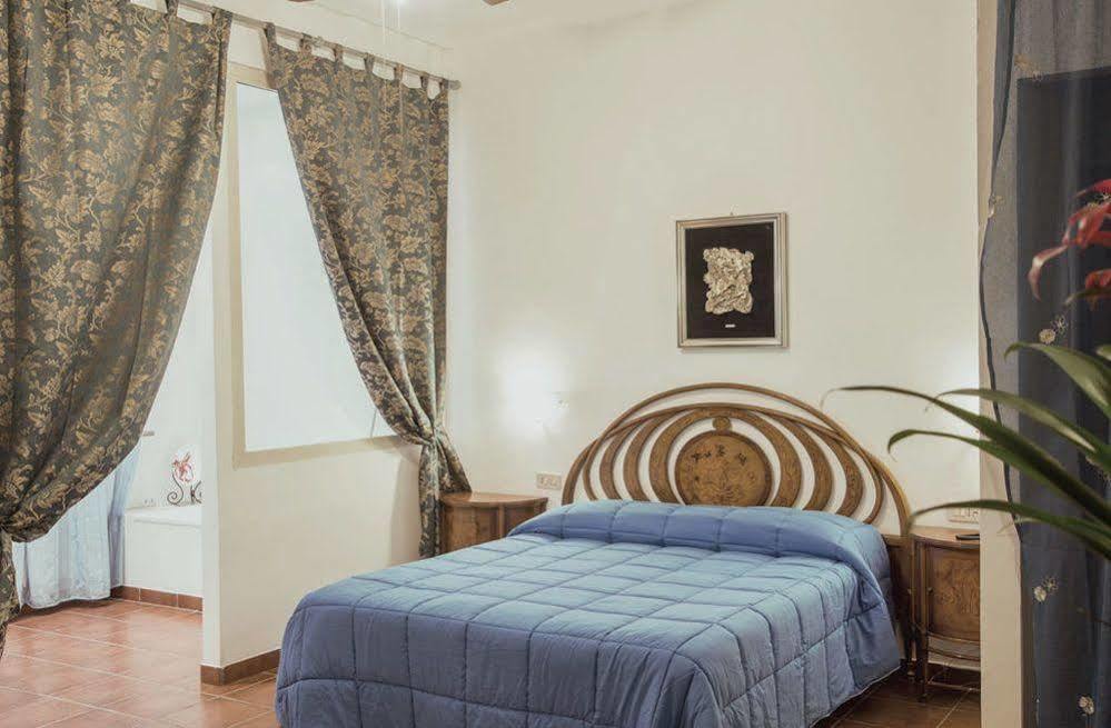 Agriturismo Il Casale Delle Ginestre Fiumicino Buitenkant foto