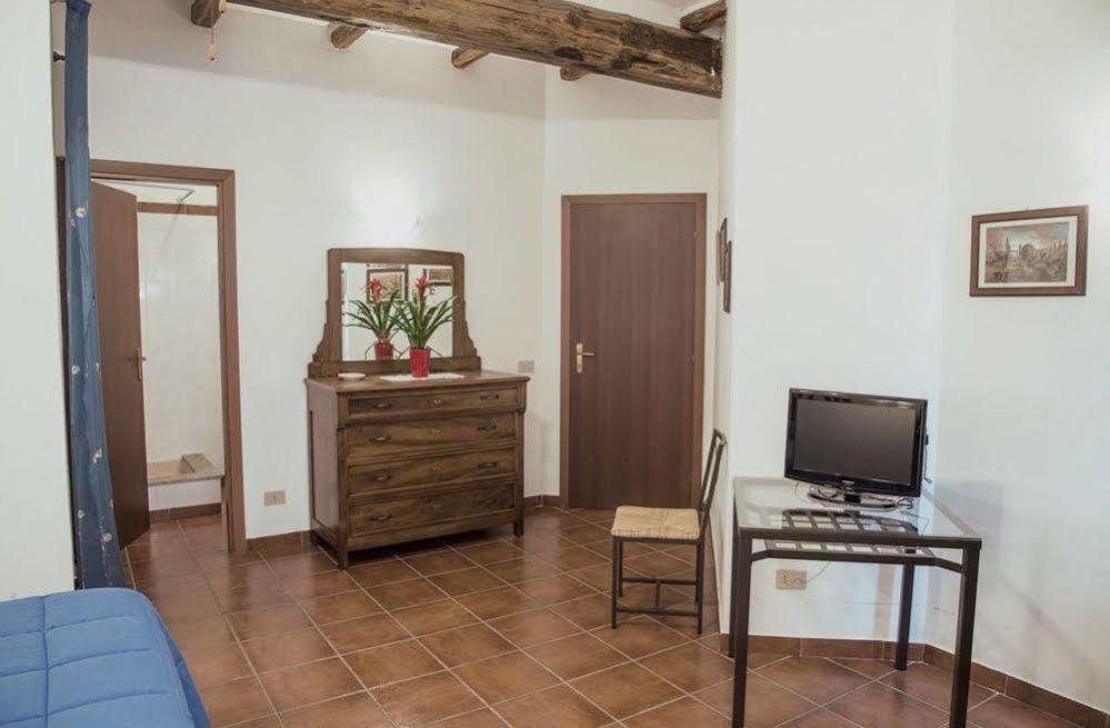 Agriturismo Il Casale Delle Ginestre Fiumicino Buitenkant foto